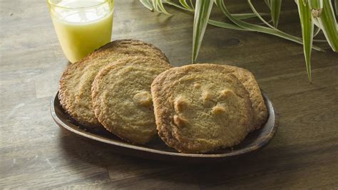 Galletas De Chocolate Blanco Y Macadamia Paso A Paso Comedera