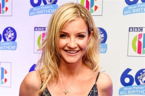 Bbc Strictly Helen Skelton Suffers Wardrobe Malfunction During The