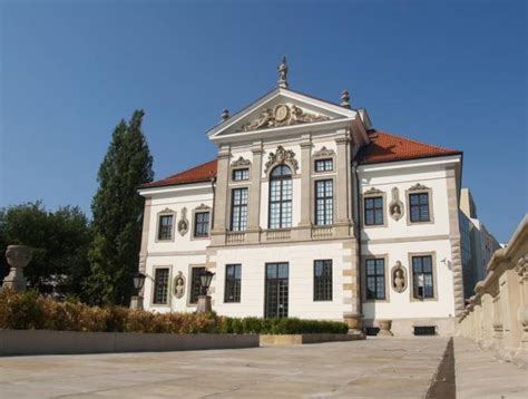 Fryderyk Chopin Museum - CulturalHeritageOnline.com