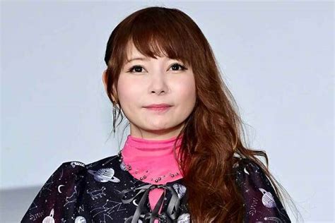 電撃婚の中川翔子、youtube登録者数が激減「ガチ恋勢が9000人もいたのか」「すげぇな。それだけしょこたんは魅力的なんだなぁ」「なんでこう