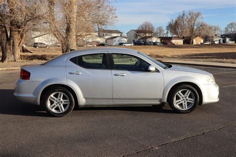 2012 Dodge Avenger SXT | Victory Motors of Colorado