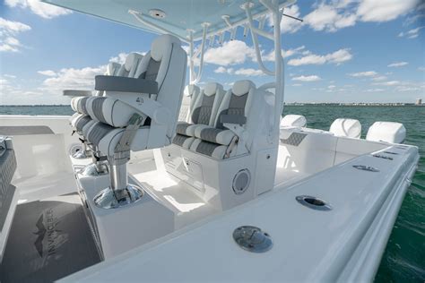 Invincible Boats40 Ft Catamaran | Center Console | Invincible Boats