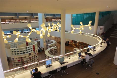 Amsterdam Public Library - Jo Coenen - WikiArquitectura_017 - WikiArquitectura