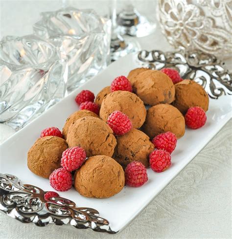 Raspberry Chocolate Truffles. So easy, & perfect for Holiday gift giving too!