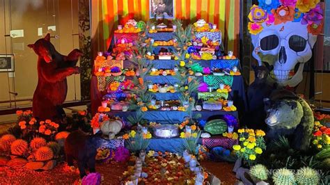 Saltillo buscan romper récord con altar de muertos en el Museo del