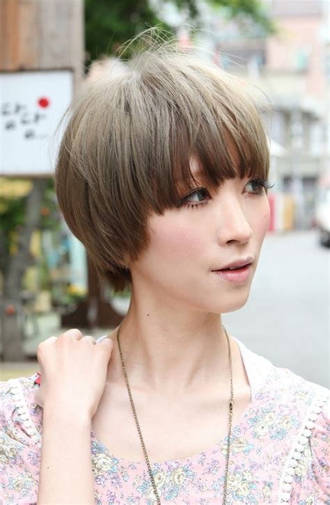 Beautiful Bowl Cut With Retro Fringe Short Japanese Hairstyle For