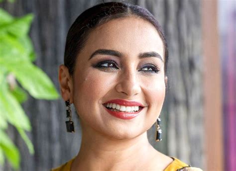 Divya Dutta Reflects About Early Bollywood Expectation Says I Had