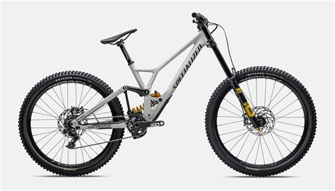 2023 Specialized Demo Race Bike Reviews Comparisons Specs Bikes