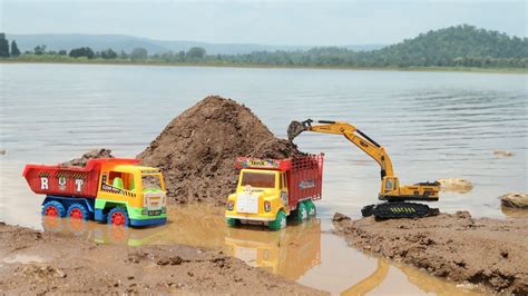 Jcb Fully Loading Sand And Accident Polo Truck Pulling Out Auto