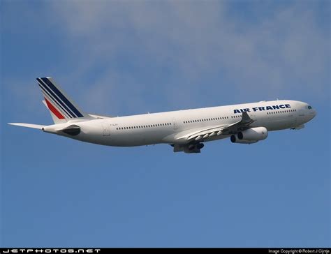 F GLZU Airbus A340 313X Air France Robert J Cijntje JetPhotos