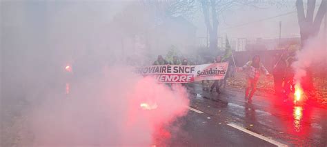 Vidéo Rassemblement à Sotteville les Rouen pour la défense de FRET SNCF