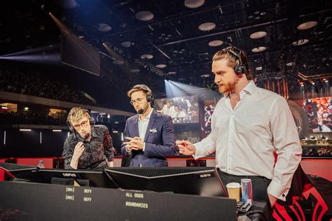 Lol Worlds Casters Who Is The Most Popular League Of Legends Caster