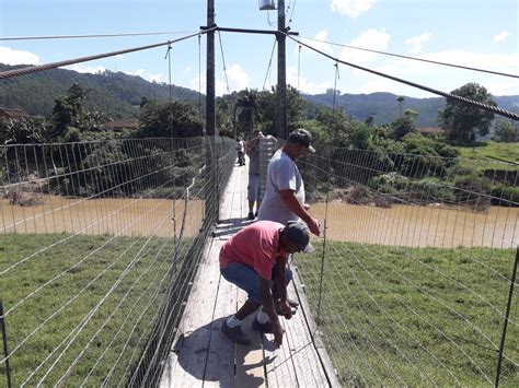 Prefeitura Realiza A Melhoria Na Seguran A De Ponte P Nsil Na Col Nia