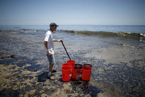 California Emergenza Ambientale Fino A Litri Petrolio In Mare