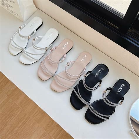 New Model Hot Jayda 36 41 Soft Sole Sandals Diamond Strap Can Be Worn In 2 Ways Shopee Malaysia