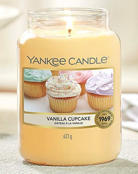 Vanilla Cupcake Yankee Candle Large Jar Fox And Lantern