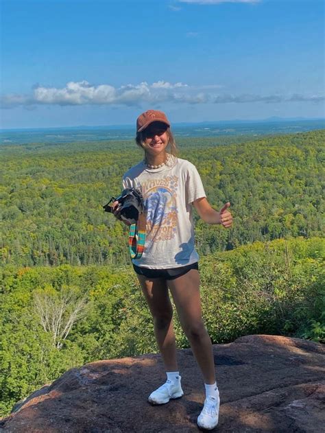 What To Wear Hiking In Hot Weather Artofit