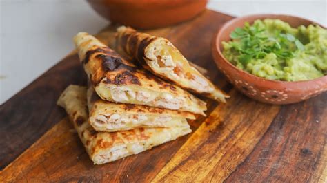 Shredded Chicken Quesadilla Recipe Youtube