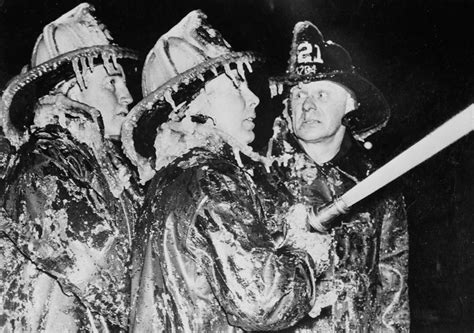 Historical Photos Of Firefighting In Winter Conditions 1880 1980