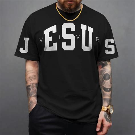 Camiseta Masculina Jesus Vive Diverse Estilos