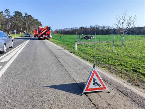 Foto Prometna Nesre A Na Ptujski Cesti V Miklav U Promet Oviran