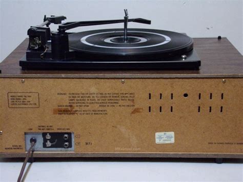 Lloyds Stereo Multiplex Model R841