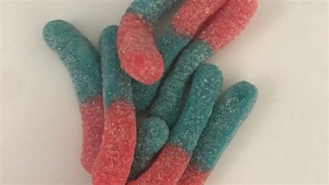 Red And Blue Gummy Worms Atelier Yuwa Ciao Jp