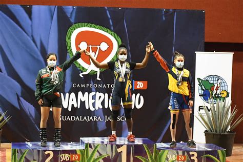 Yessica Hernández Gana Tres Medallas Y Plasma Récord En Panamericano De Pesas Comisión