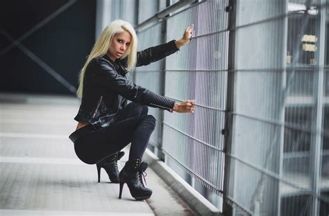 Black Clothes Angela Kutscher Model Blonde Women Leather Jackets