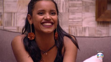 BBB18 No confessionário Gleici afirma estar gostando de alguém e diz