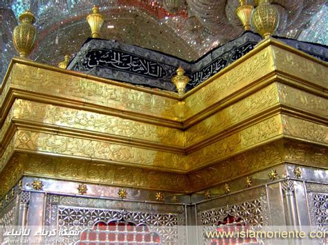 Holy Tomb of Imam Hussein - Gold design on the top | Galería de Arte ...