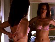 Elizabeth Bogush nude pics página 1