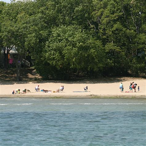 Kelleys Island State Park Beach