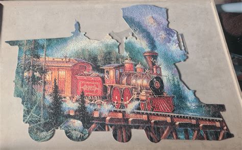 Train shaped train puzzle : r/Jigsawpuzzles