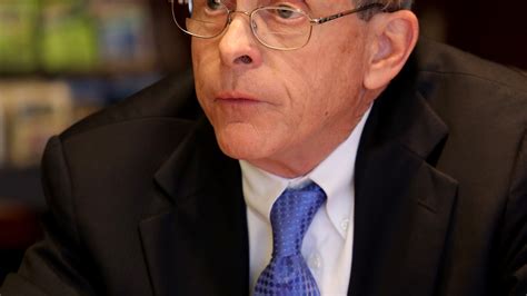 Scammers using Facebook, Instagram to find new victims