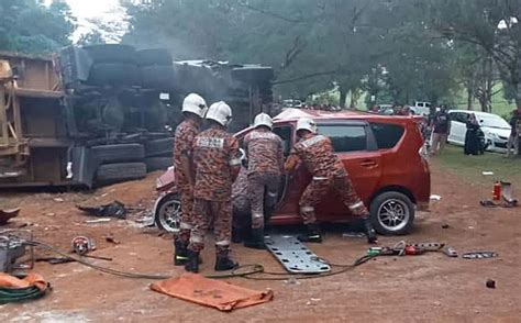 tak terlintas   jadi anak yatim piatu sekelip mata anak