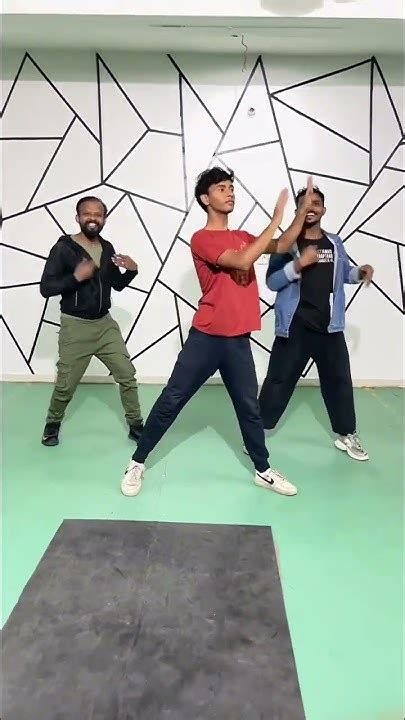 12 Ladke Song Dance Steps Learn Dance In 24 Sec Neha Kakkar And Tony