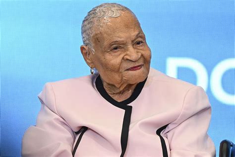 Viola Fletcher Oldest Living Survivor Of Tulsa Race Massacre Turns 110