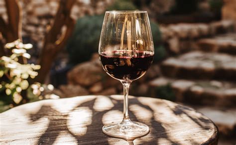 Sip Right Choosing The Healthiest Wine For You Wags And Wine