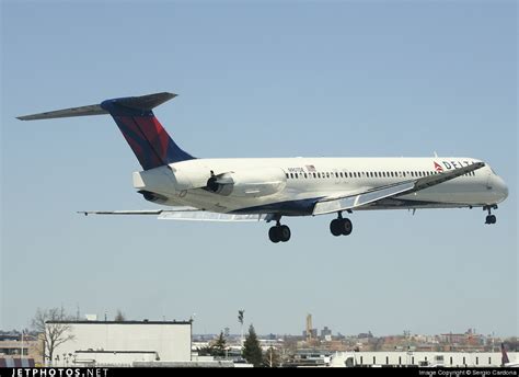 N907DE McDonnell Douglas MD 88 Delta Air Lines Sergio Cardona