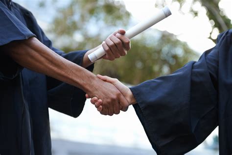 College Completion Rates Vary By Race And Ethnicity Report Finds