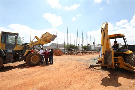 Supervisa Gobernador David Monreal Ávila construcción del Colegio de