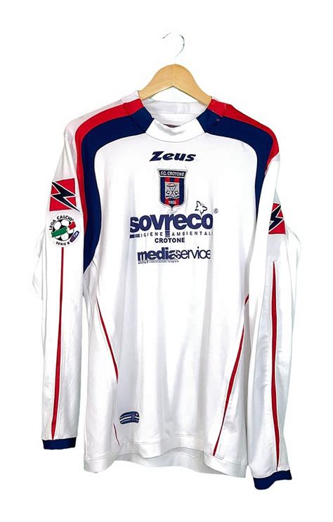 Crotone Away Kit