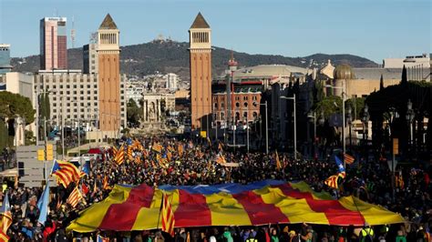 Junqueras Abandona La Protesta Independentista En Barcelona Entre