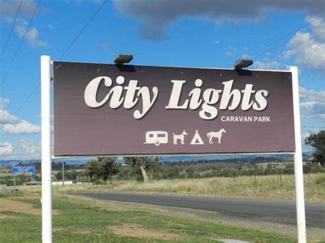 City Lights Caravan Park - Destination Tamworth