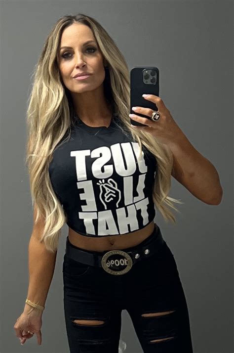 Trish Stratus on Twitter: "Thé plan tonight? Stratusfy #WWERaw… Just ...