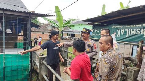 Sungguh Malang Kakek Dan Cucu Yang Terseret Arus Sungai Citamiang