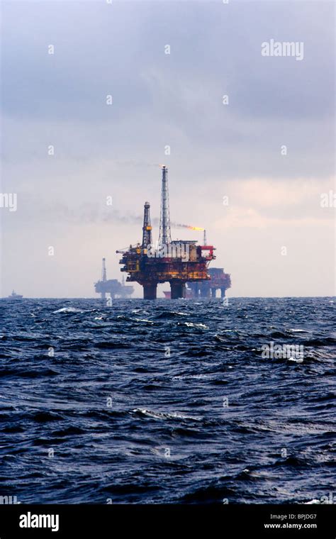 North Sea Oil Rigs Hi Res Stock Photography And Images Alamy