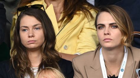 Cara Delevingne Fakten Ber Ihre Freundin Minke Glamour