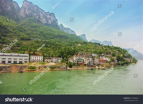 Yichang Images, Stock Photos & Vectors | Shutterstock